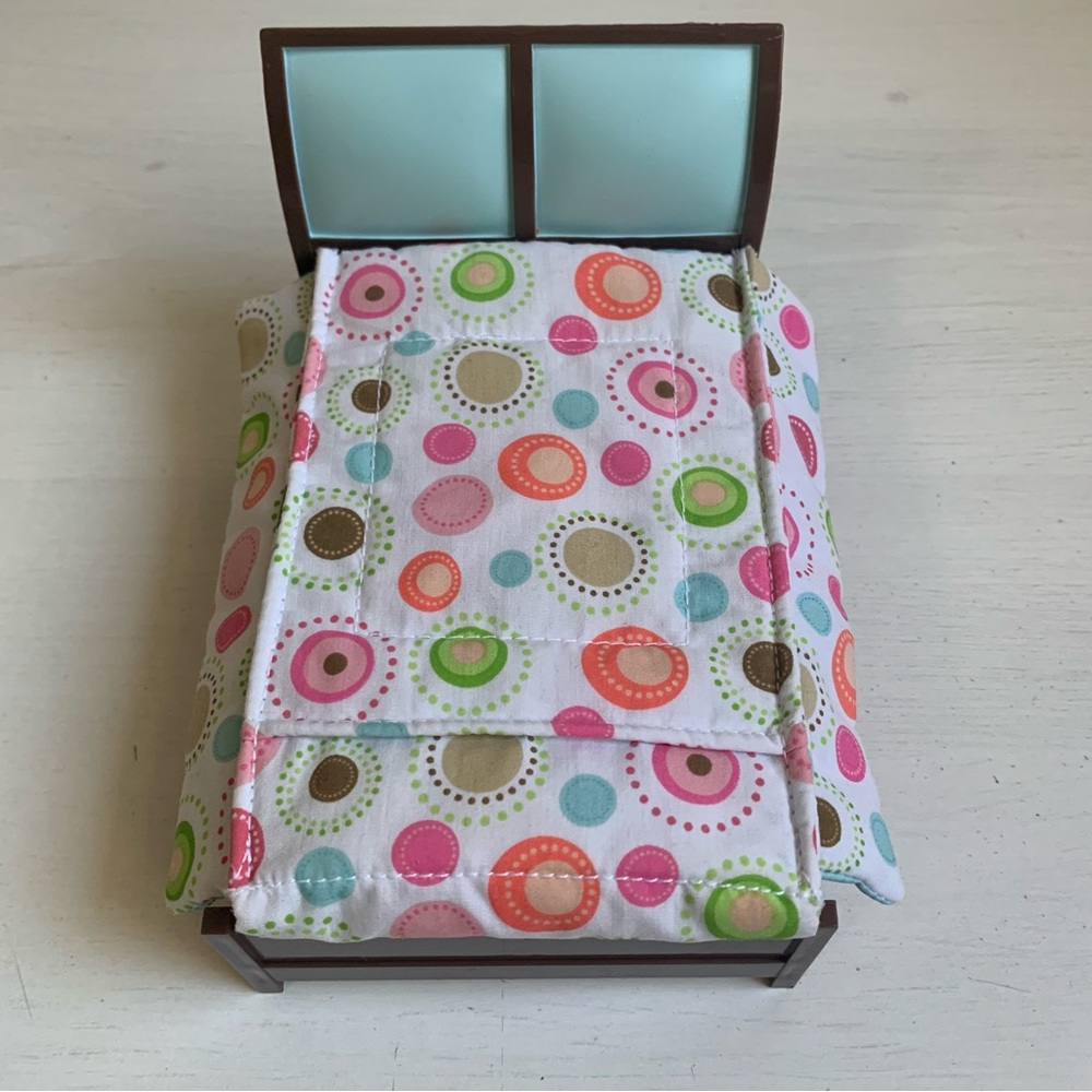 2007 Fisher-Price Loving Family Dollhouse Parents Bed
